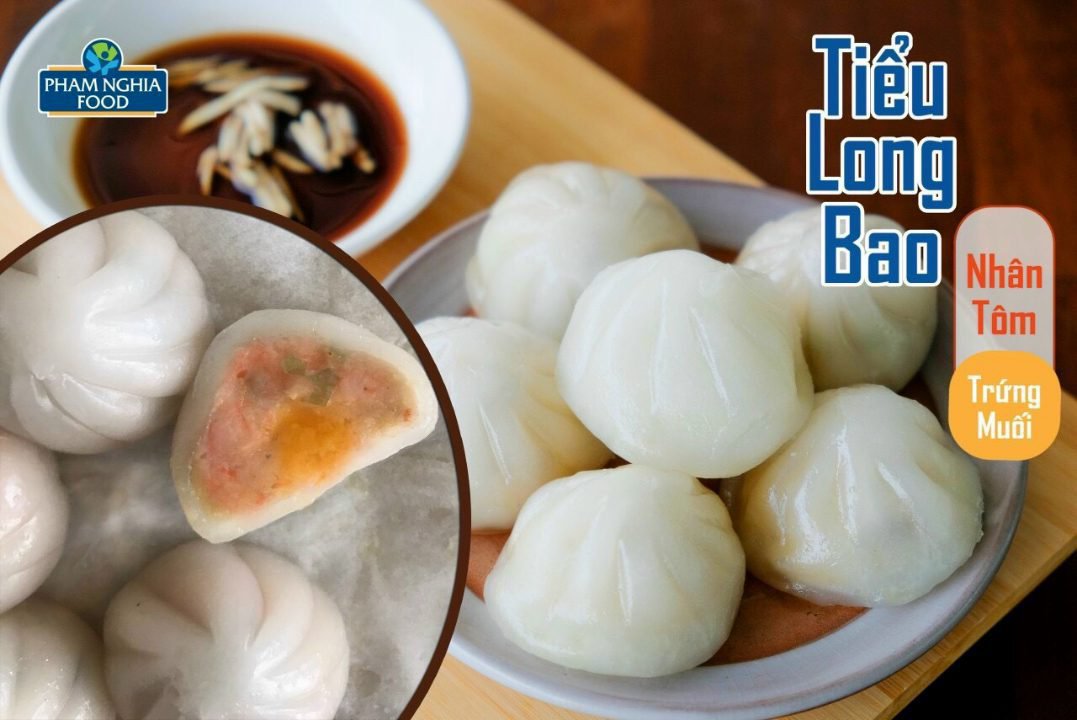 Bánh bao nhân tôm và trứng muối